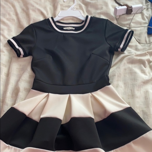 Black and White Dress - Picture 3 of 3